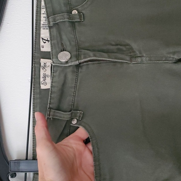 3/$15 Indigo Rein long shorts sz 7 - Picture 4 of 5